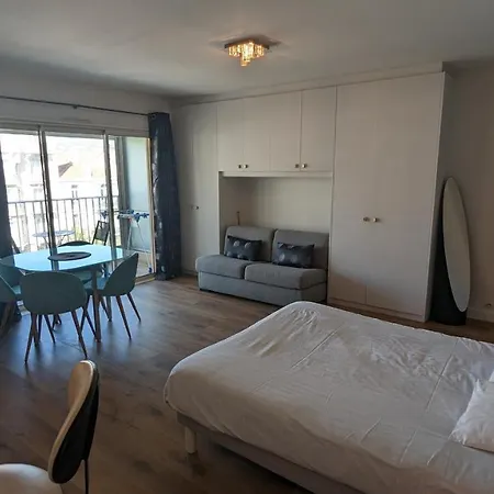 Vieux Port 3 Etoiles Cannes