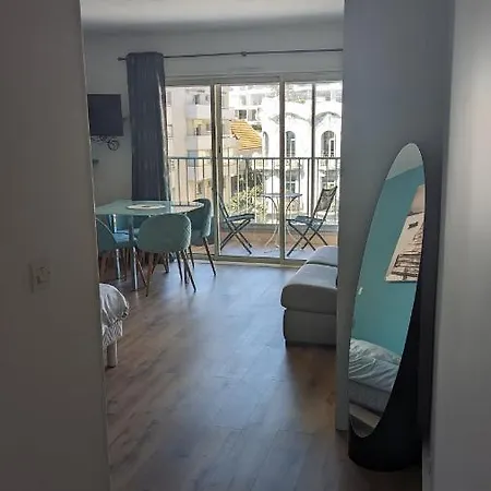 Vieux Port 3 Etoiles * Κάννες